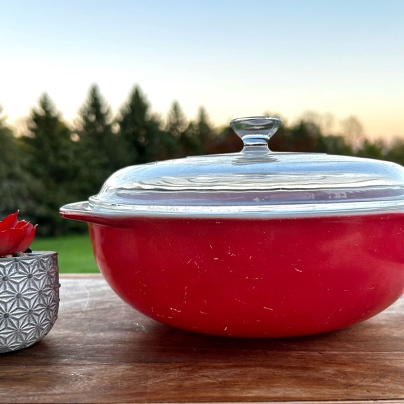 2 Qt Pyrex Pink Flamingo Vintage Casserole Dish with Lid 1950s-1960s - Picture 9 of 9